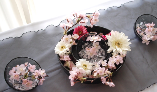 アトリエレモンリーフ　桜のアレンジ　テーブル装花　全体