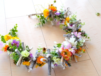 �A�[�e�B�t�B�V�����t�����[�Ə��}�̃K�[�����h�@2�@�b�A�g���G���������[�t