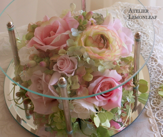 �A�[�e�B�t�B�V�����t�����[�̃K���X�v���[�g�A�����W�b�A�g���G���������[�t