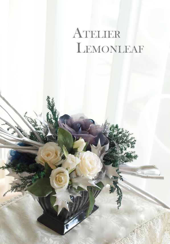 ��l�̃N���X�}�X�A�����W�A�V���o�[�ƃu���b�N�@�l�C��i�@�A�g���G���������[�t