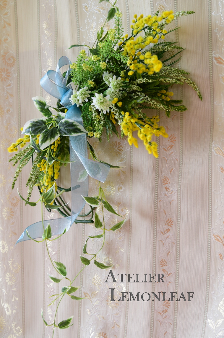 アトリエレモンリーフ　ミモザ　スワッグ　ミモザ　全体フォルム　4