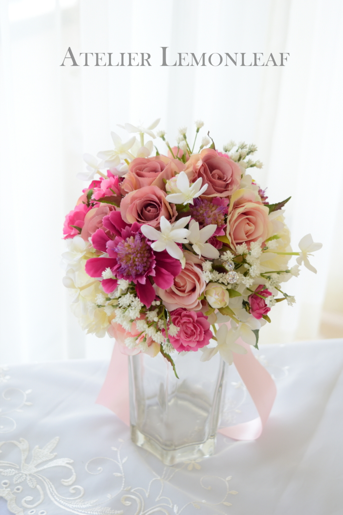 ブーケレッスン　ワイヤリングブーケ　ピンク　アトリエレモンリーフ　アップ　正面