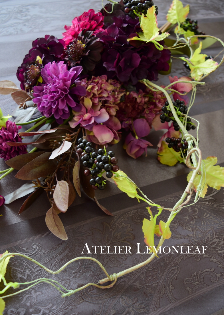 アトリエレモンリーフ　レッスン　スワッグ　ダリア　グレープなど　アップ画像