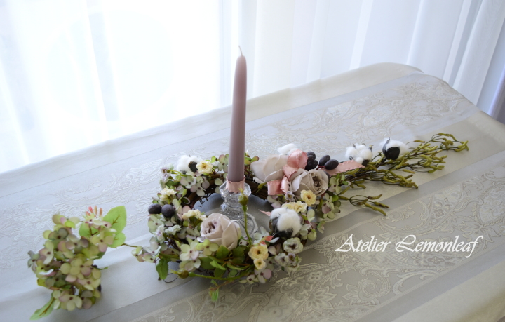 アトリエレモンリーフ　リース　クリスマスアレンジ　キャンドルといっしょに