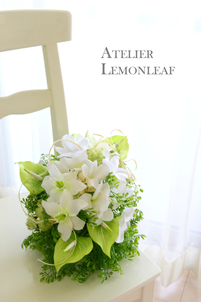 アトリエレモンリーフ　プルメリアのアレンジ　全体