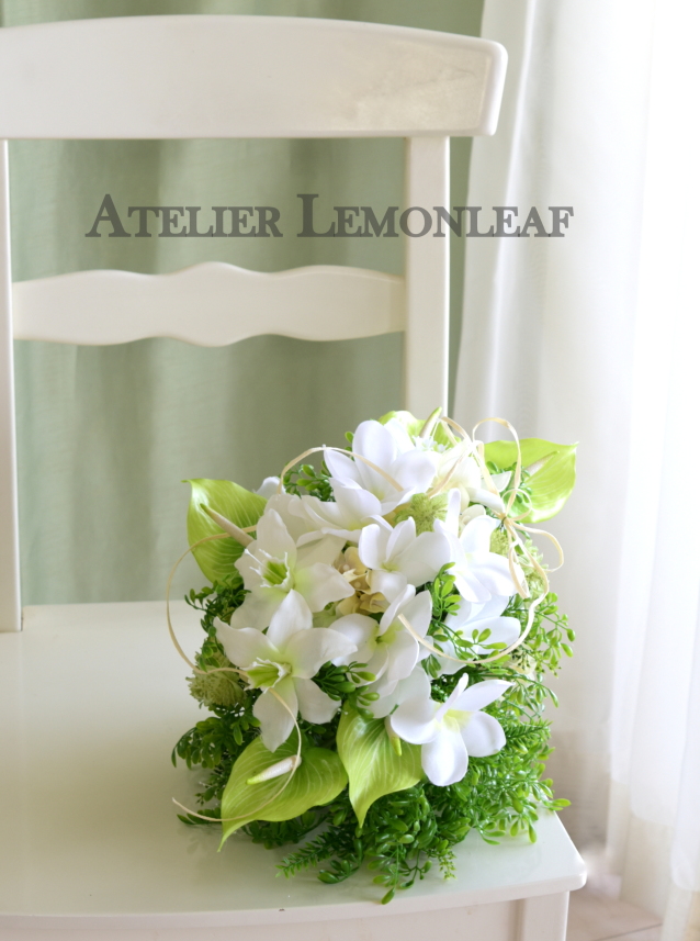 アトリエレモンリーフ　プルメリアのアレンジ　全体2