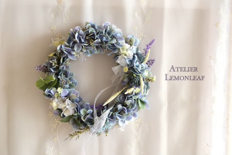 アーティフィシャルフラワーのアジサイのリース　壁掛けスタイル　｜アトリエレモンリーフ　
