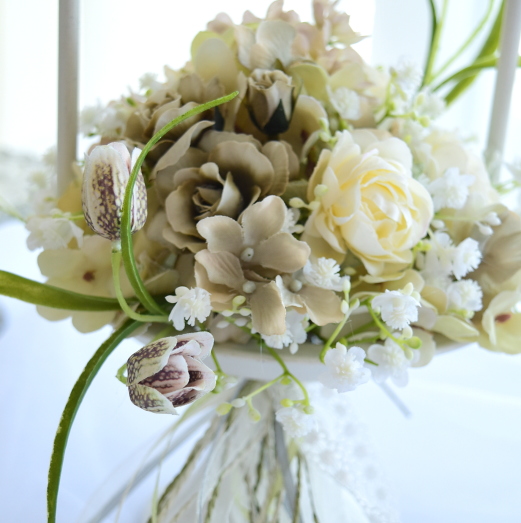 アーティフィシャルフラワーアレンジ　バラとフラリチア　アップ2　｜アトリエレモンリーフ