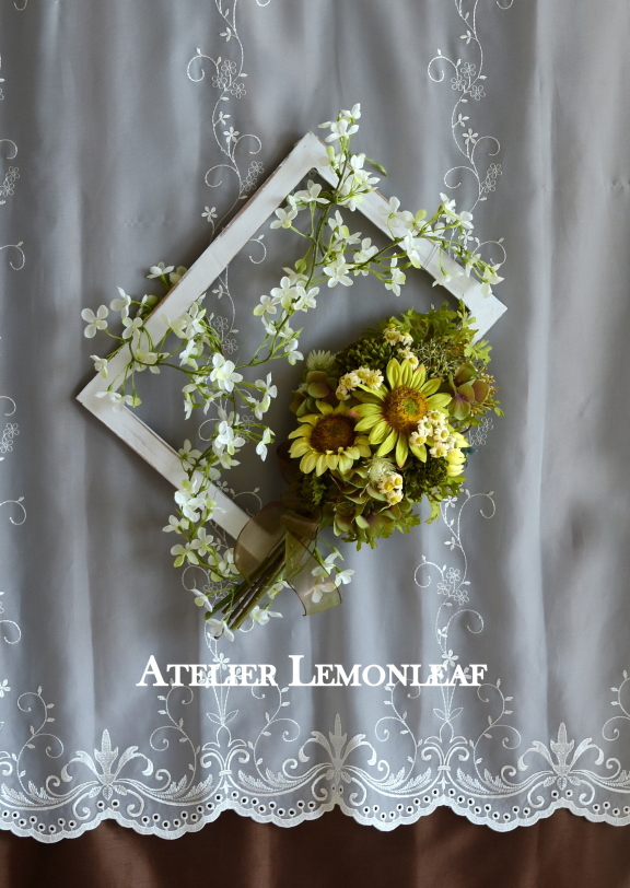 #アーティフィシャルフラワー　ひまわりのスワッグ　壁掛けアレンジ　 |アトリエレモンリーフ