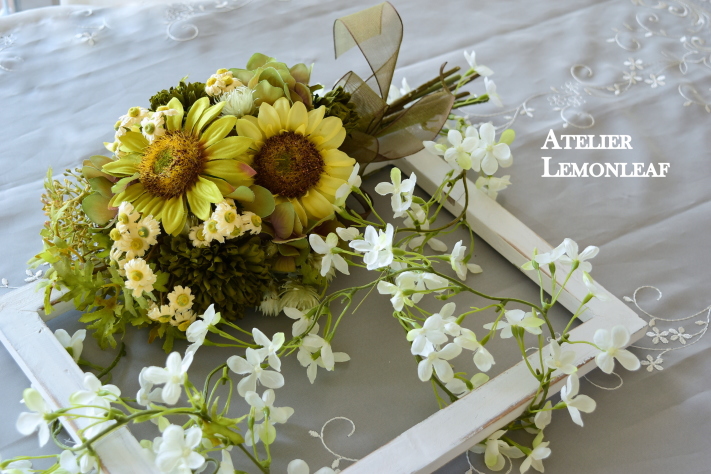 #アーティフィシャルフラワー　ひまわりのスワッグ　俯瞰　3 |アトリエレモンリーフ