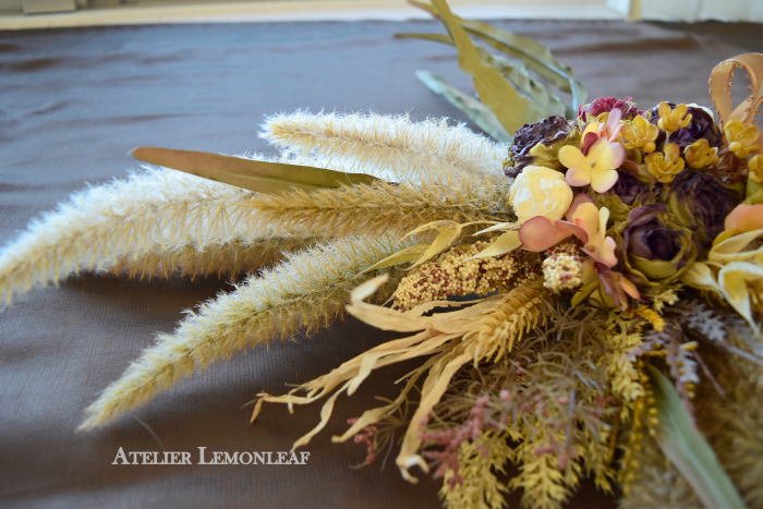 フォックステイルを使ったアーティフィシャルフラワーのスワッグ　アップ1　｜アトリエレモンリーフ