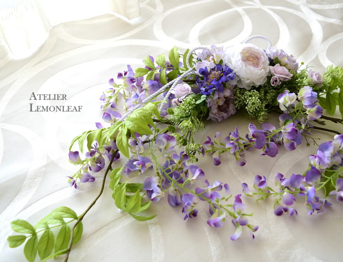 アーティフィシャルフラワー　藤のスワッグ　置いたところ　｜アトリエレモンリーフ