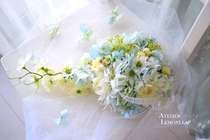 アーティフィシャルフラワー　壁掛けブーケ　キャスケードブーケ　上から｜アトリエレモンリーフ　