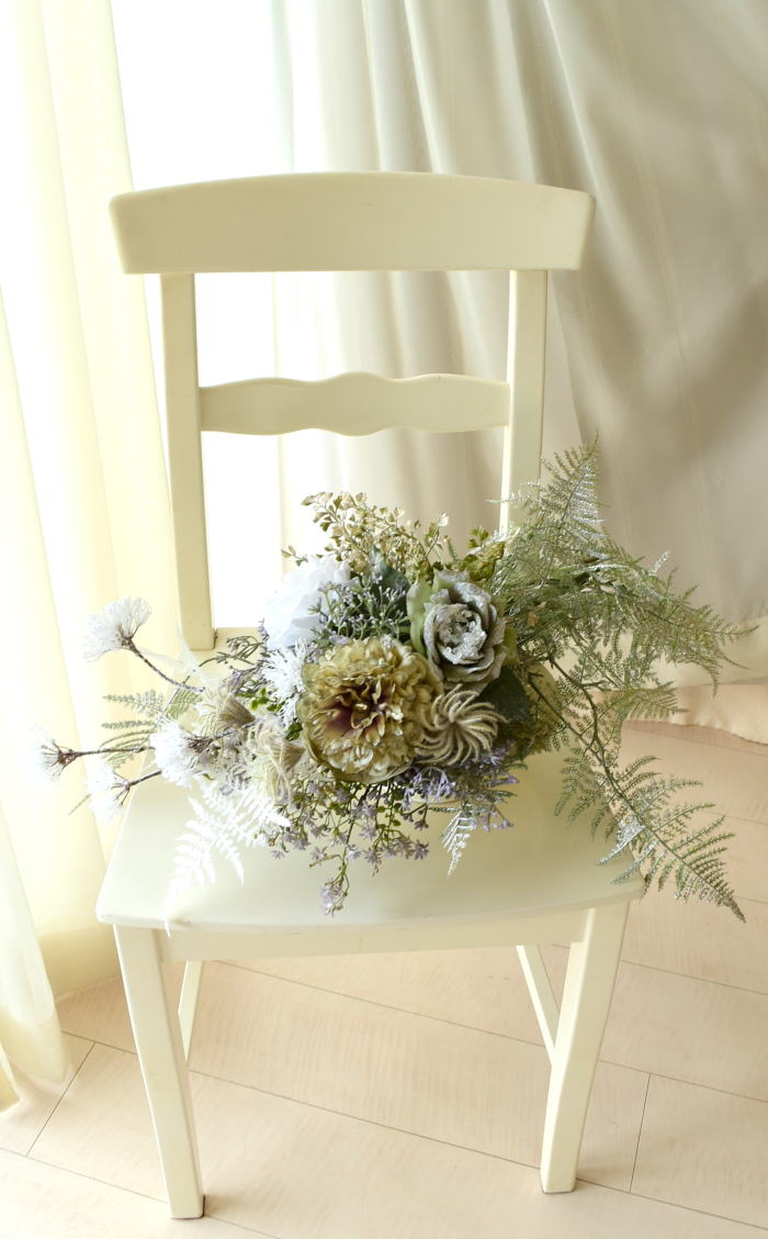 アーティフィシャルフラワークリスマスアレンジ　アーティフィシャルフラワースワッグ　バラ｜アトリエレモンリーフ