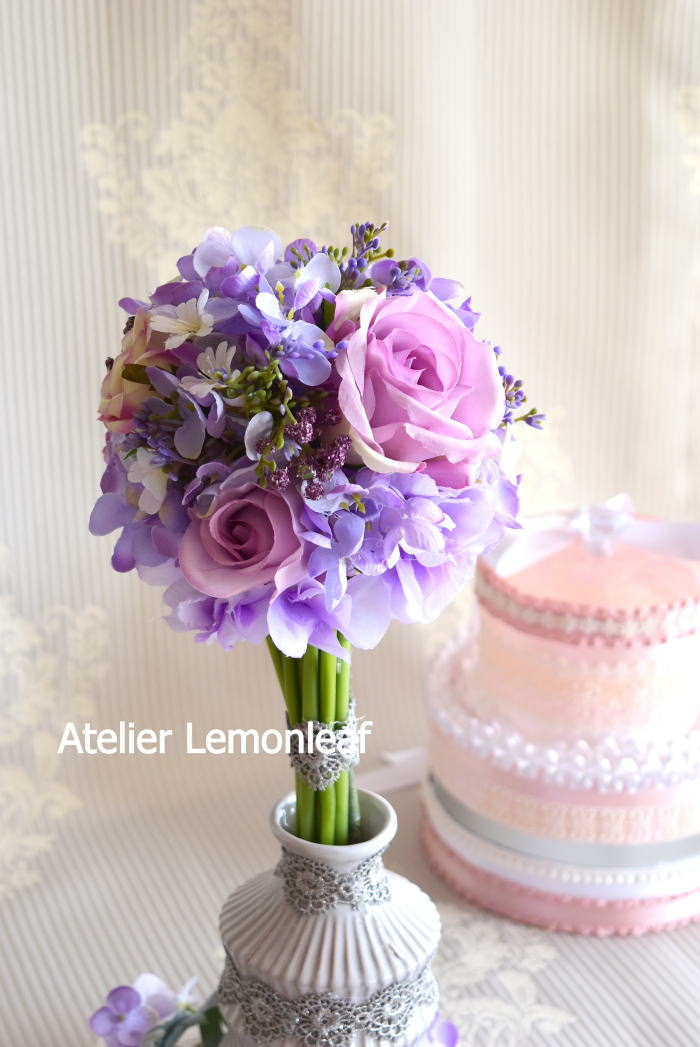 アーティフィシャルフラワー　トピアリー　ピンクのバラ　アジサイ　正面｜アトリエレモンリーフ　