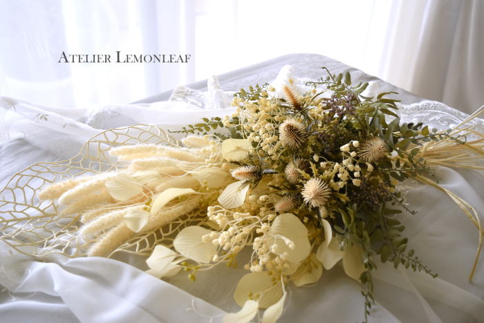 アーティフィシャルフラワー　セタリアとアザミのスワッグ　テーブルのスワッグ　｜アトリエレモンリーフ　
