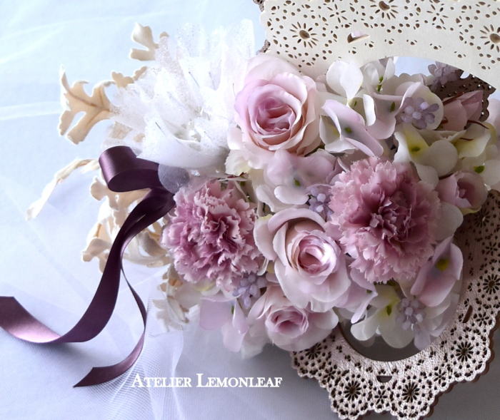 アーティフィシャルフラワーリース　フルールプレート　アーティフィシャルフラワーアレンジ　壁掛け　リボンのお花｜アトリエレモンリーフ