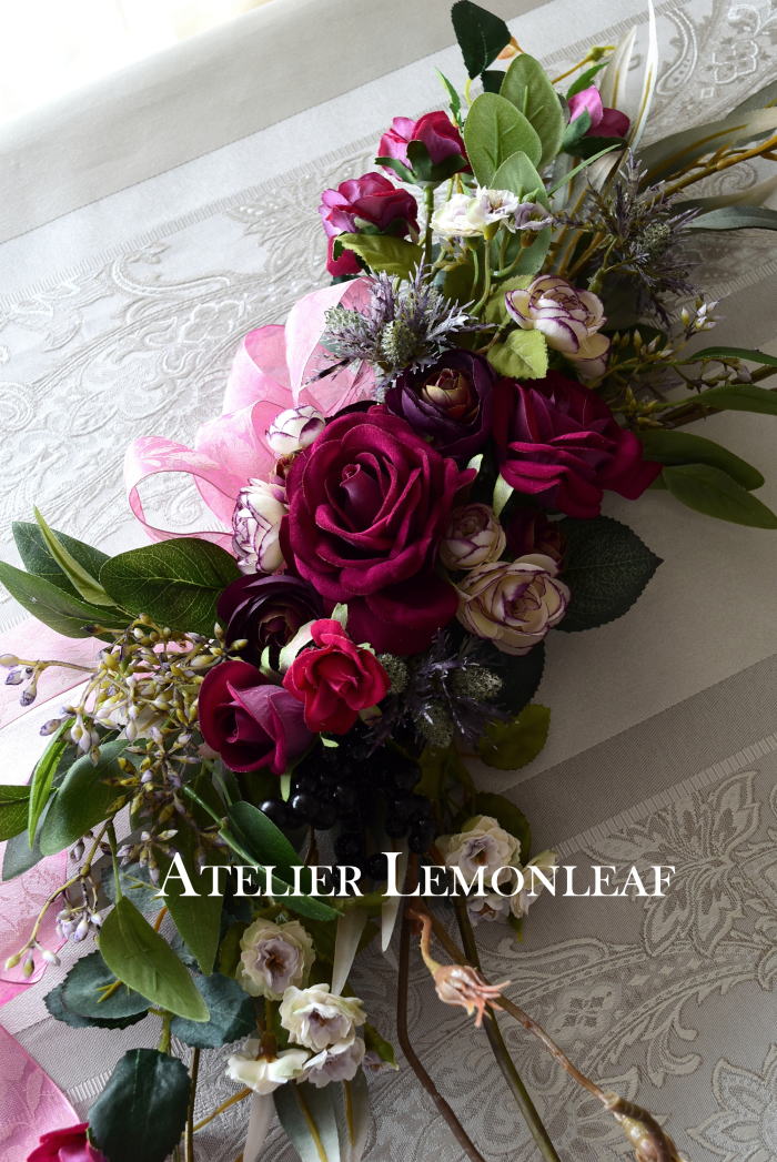 アーティフィシャルフラワー　ローズ　クレッセントスワッグ、馬蹄形リース　インテリア｜アトリエレモンリーフ　