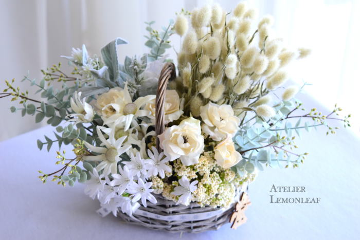 ふわふわラグラスバスケットアレンジ　ドライアレンジ　アップ　｜アトリエレモンリーフ　