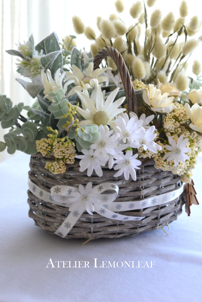 ふわふわ　ラグラスバスケットアレンジ　ドライアレンジ　　かごアップ　バラ　｜アトリエレモンリーフ　