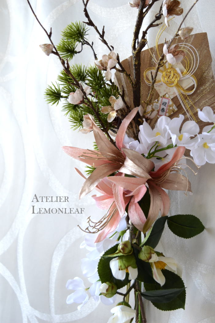 アーティフィシャルフラワー　お正月アレンジ　梅枝　｜アトリエレモンリーフ　