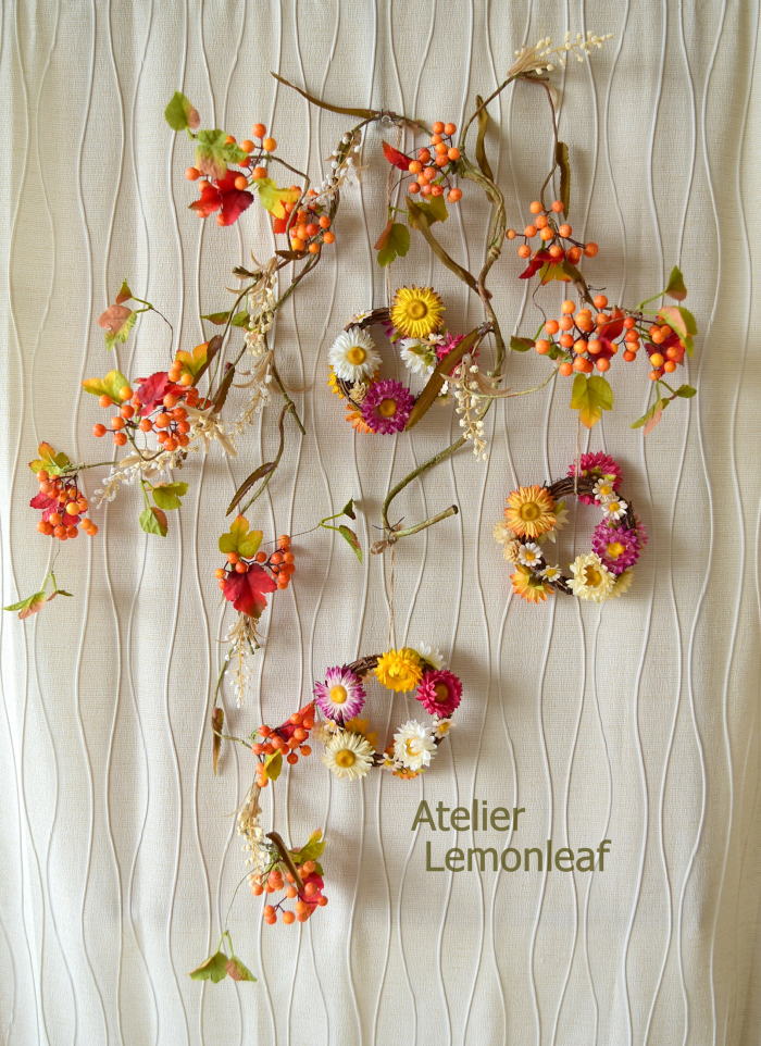 アーティフィシャルフラワー　ヘリクリサムのリース　オータムアレンジ｜アトリエレモンリーフ　