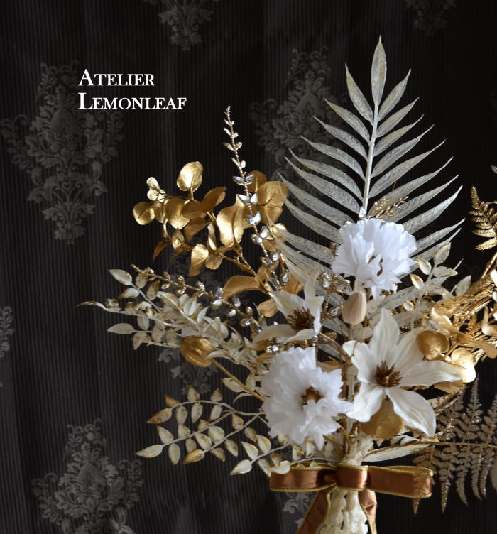 アーティフィシャルフラワー　クリスマスアレンジ　ゴールドとホワイト　クレマチス｜アトリエレモンリーフ　