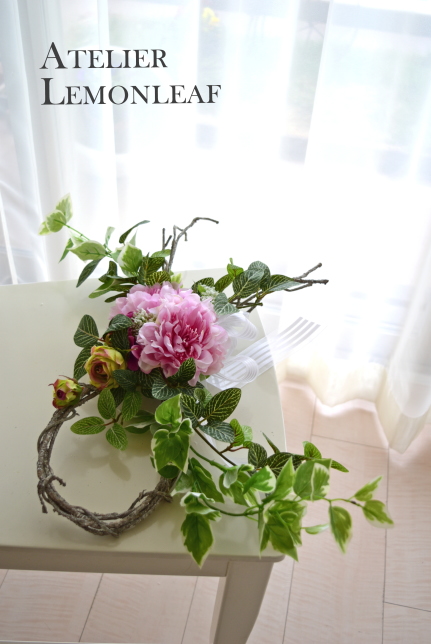 �A�g���G���������[�t�@�V���N���N�̃X���b�O�@�ԃC���e���A�@�e�[�u���ł��O�b�h