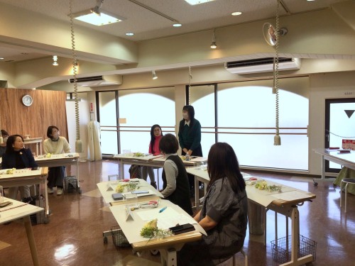 �A�[�e�B�t�B�V�����t�����[�@�ԋ����^�c�Z�~�i�[���i8�b�A�g���G���������[�t�@