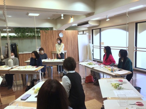 �A�[�e�B�t�B�V�����t�����[�@�ԋ����^�c�Z�~�i�[���i16�b�A�g���G���������[�t�@