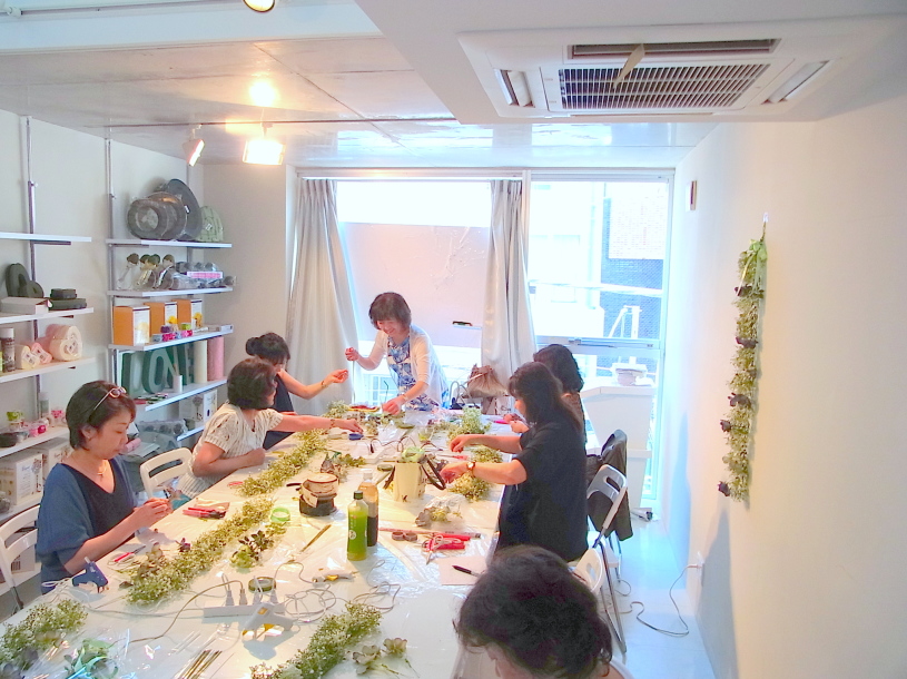 �A�g���G���������[�t�@�l�C���b�X�����i�@�����ݑ��̃K�[�����h