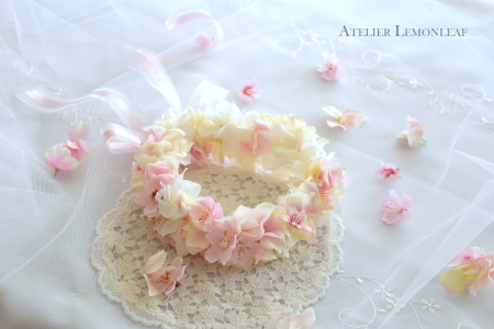 �Ԃ���ނ�@�A�g���G���������[�t�b�x�r�[�p�̉Ԃ���ނ�ł��B�\�t�g�ȃs���N�ƃz���C�g�̗D�����f�U�C���@