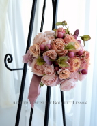 　アーティフィシャルフラワー　クラッチブーケ　ラウンタイプ　　ピンクのバラ　ローズ｜アトリエレモンリーフ　