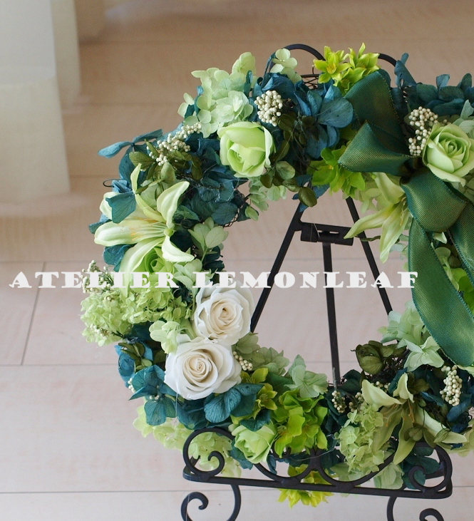 �A�[�e�B�t�B�V�����t�����[�@���z�Ԃ̃��[�X�@�O���[���C���e���A�@�b�A�g���G���������[�t