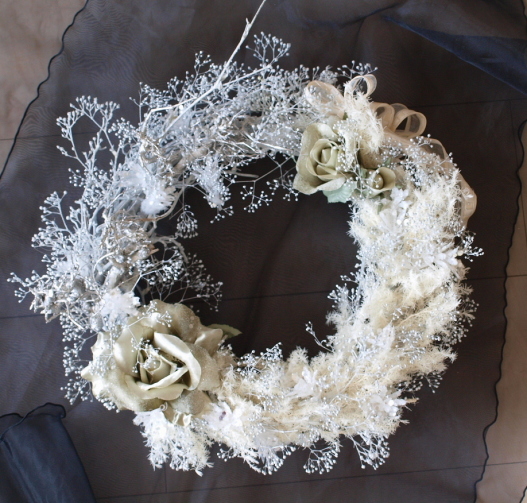 �A�[�e�B�t�B�V�����t�����[�̃N���X�}�X�A�����W�@�z���C�g�N���X�}�X1�b�A�g���G���������[�t