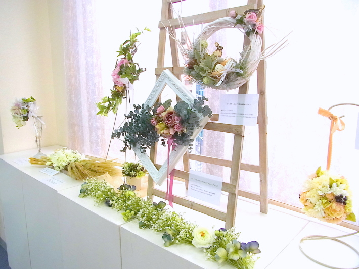 �u�e�R�������̉ԃC���e���A�v�@�o�ŋL�O�C�x���g�@(��)�������ɂā@�W�����i�A�{�̌f�ڍ�i����